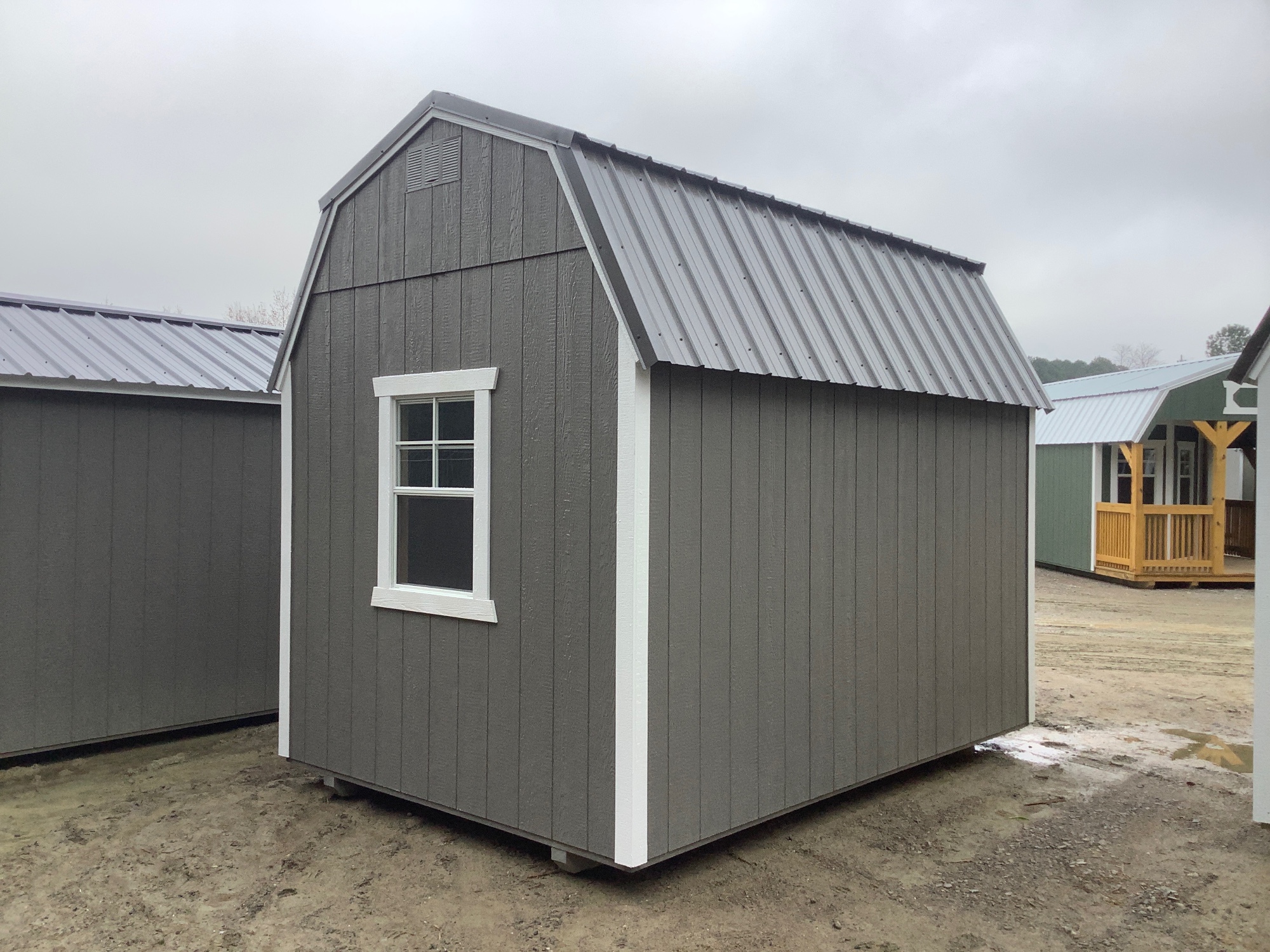 8 × 12 lofted barn shed for sale in Bladenboro, North Carolina - photo 2