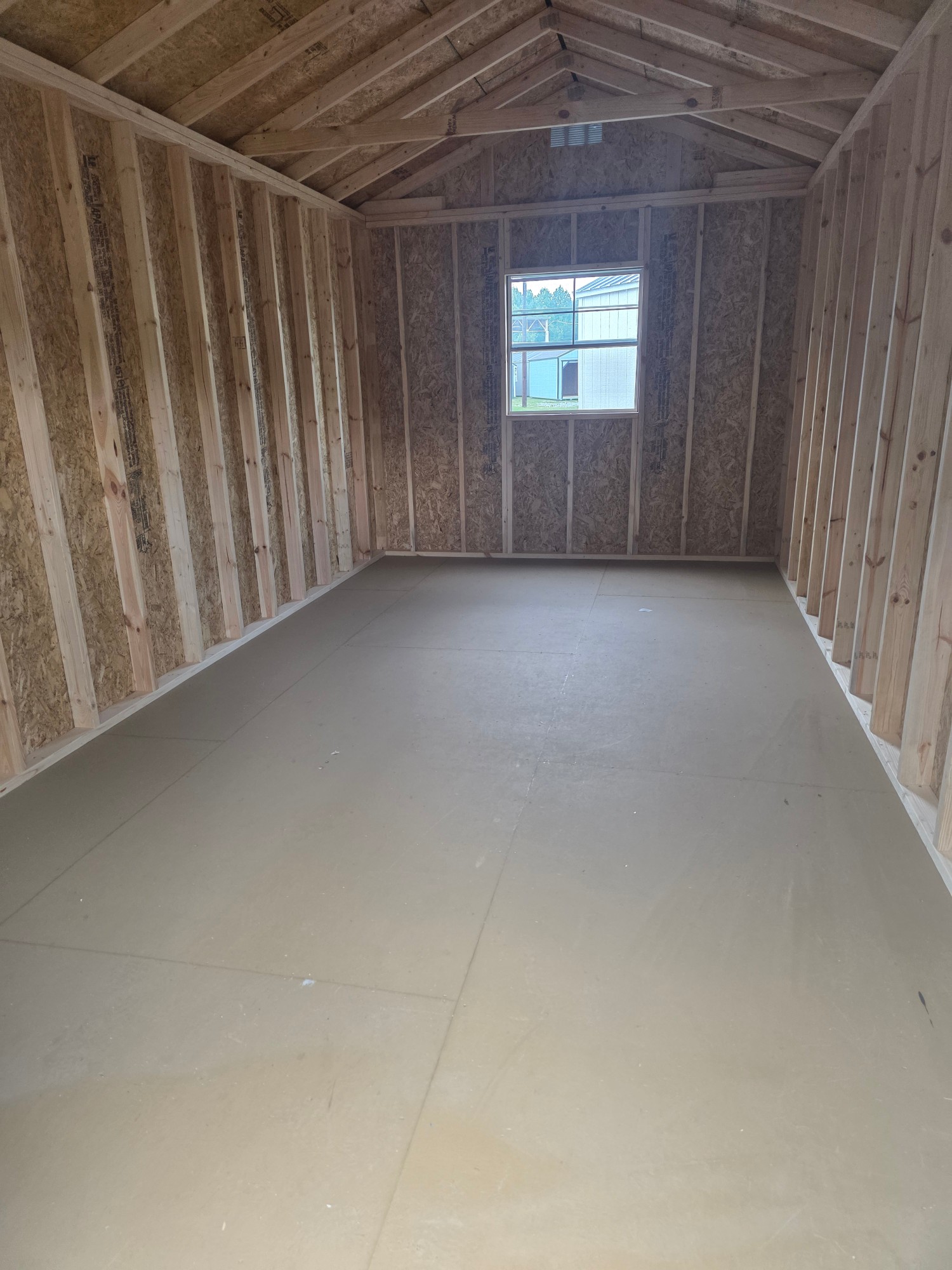 Utility - 10x20 interior