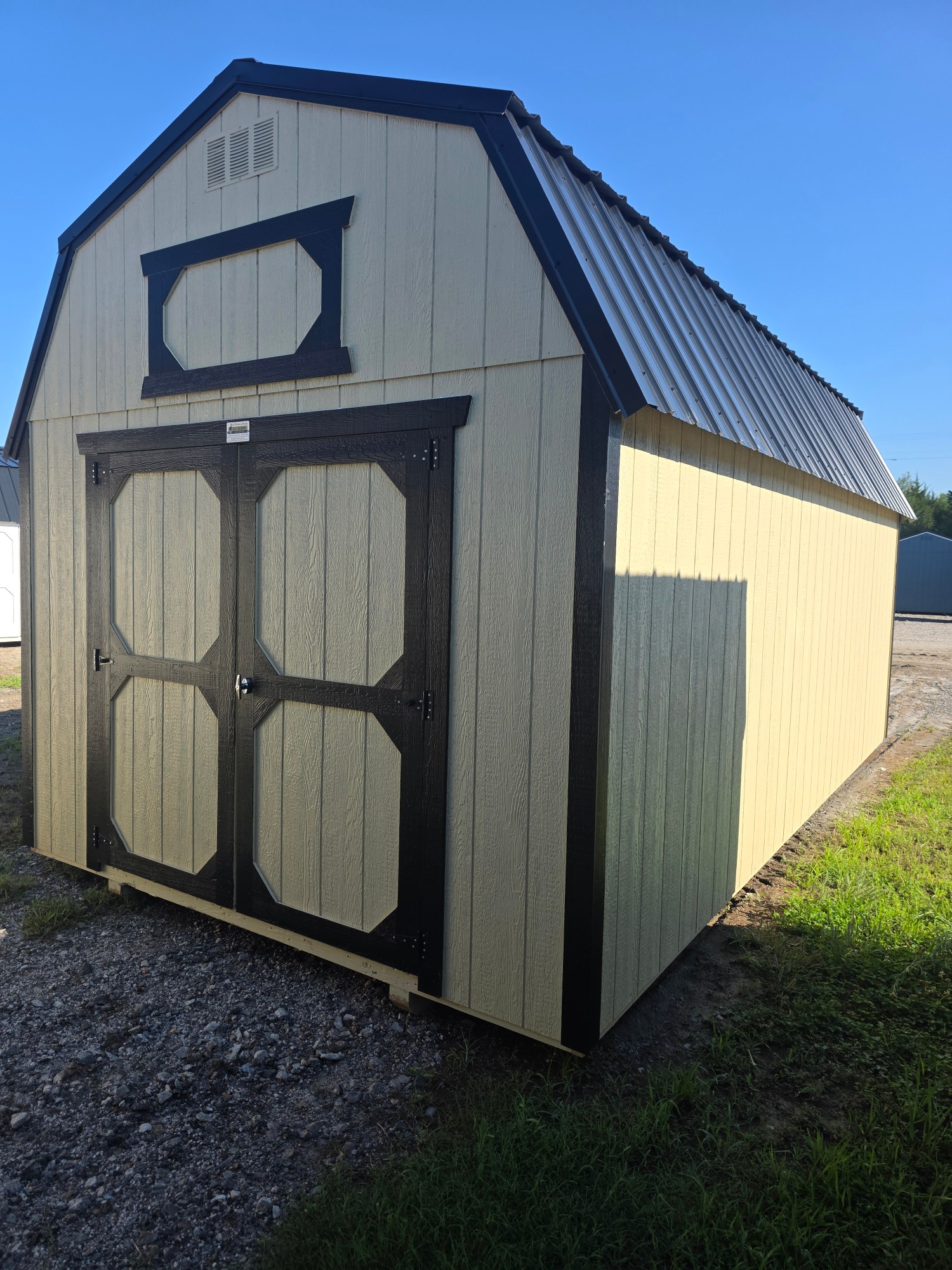 Lofted Barn - 10x20