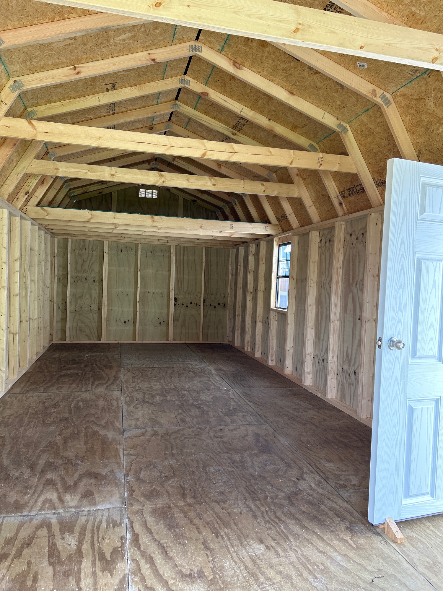 Lofted Garage - 12x28 interior